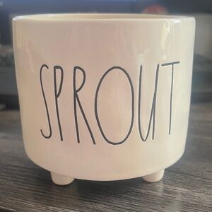Rae Dunn NWOT 'Sprout' Ceramic Planter